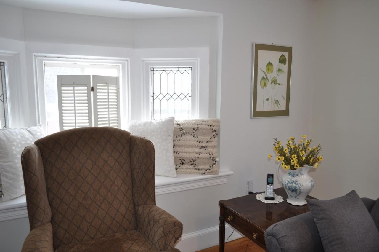 Holman'S Heritage Suites Summerside Bagian luar foto