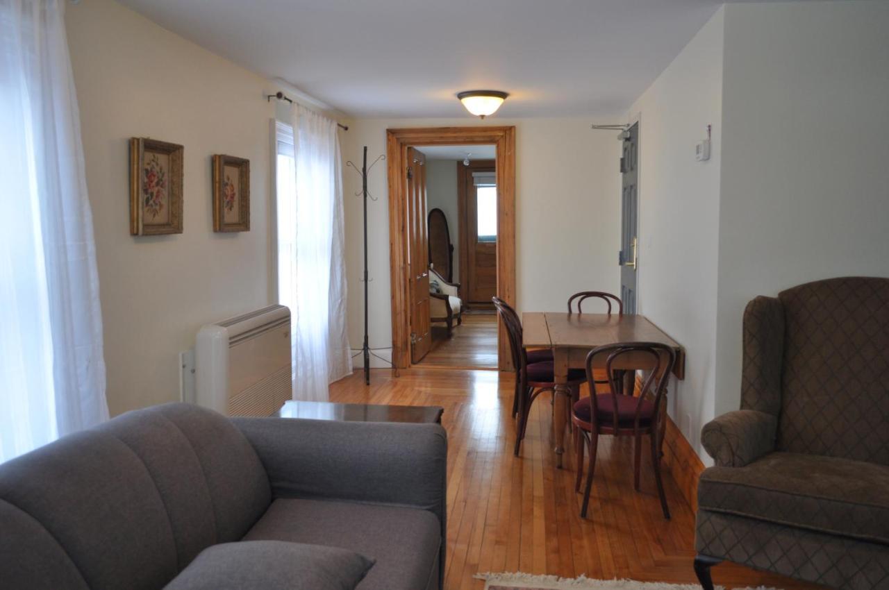 Holman'S Heritage Suites Summerside Bagian luar foto